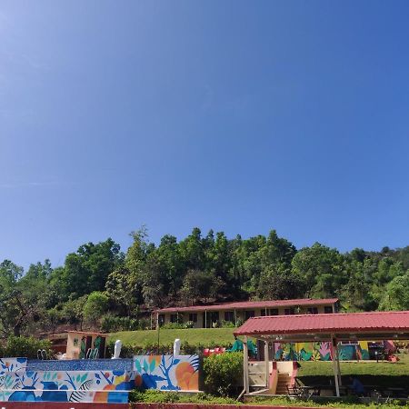 Vrisa Mountain Retreat Hotel Welhe ภายนอก รูปภาพ
