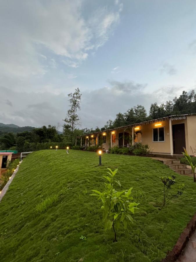 Vrisa Mountain Retreat Hotel Welhe ภายนอก รูปภาพ